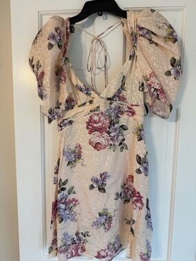BRAND NEW Floral Puff-Sleeve V-Neck Mini Dress